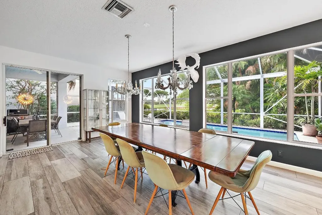 8208 Heritage Club Drive West Palm Beach FL 33412