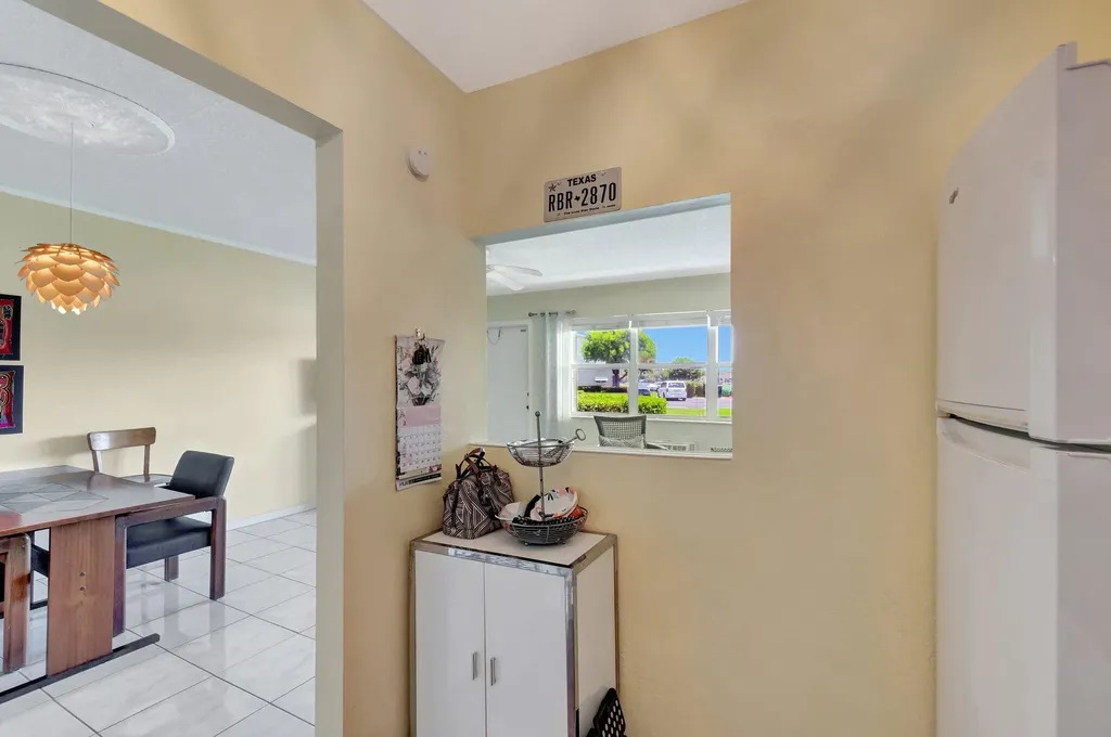 210 Horizons E Boynton Beach FL 33435