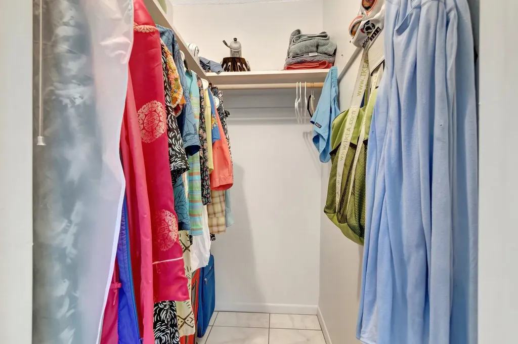 210 Horizons E Boynton Beach FL 33435