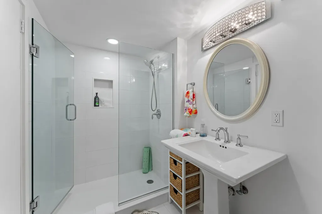 235 Sunrise Avenue Palm Beach FL 33480
