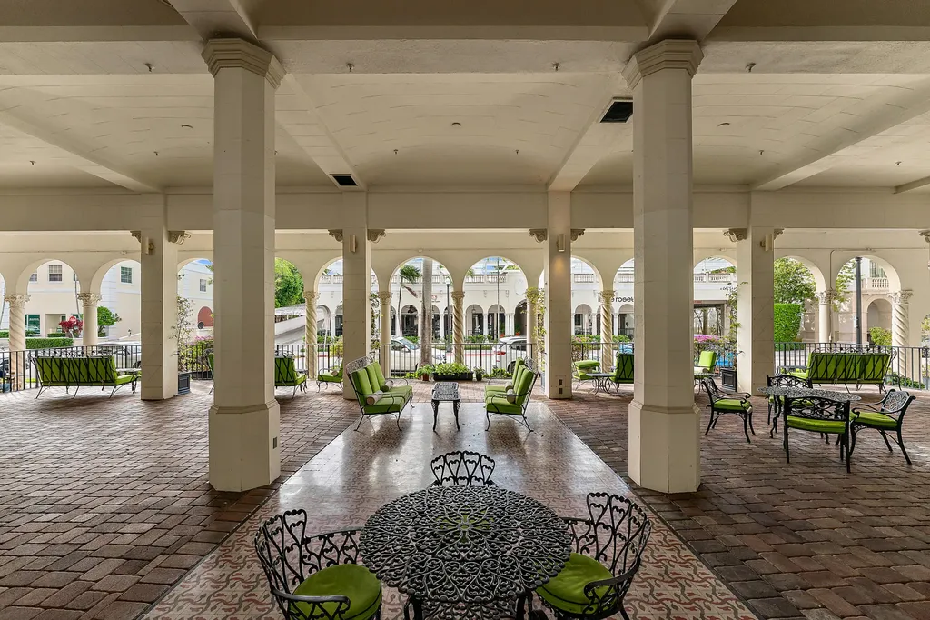 235 Sunrise Avenue Palm Beach FL 33480