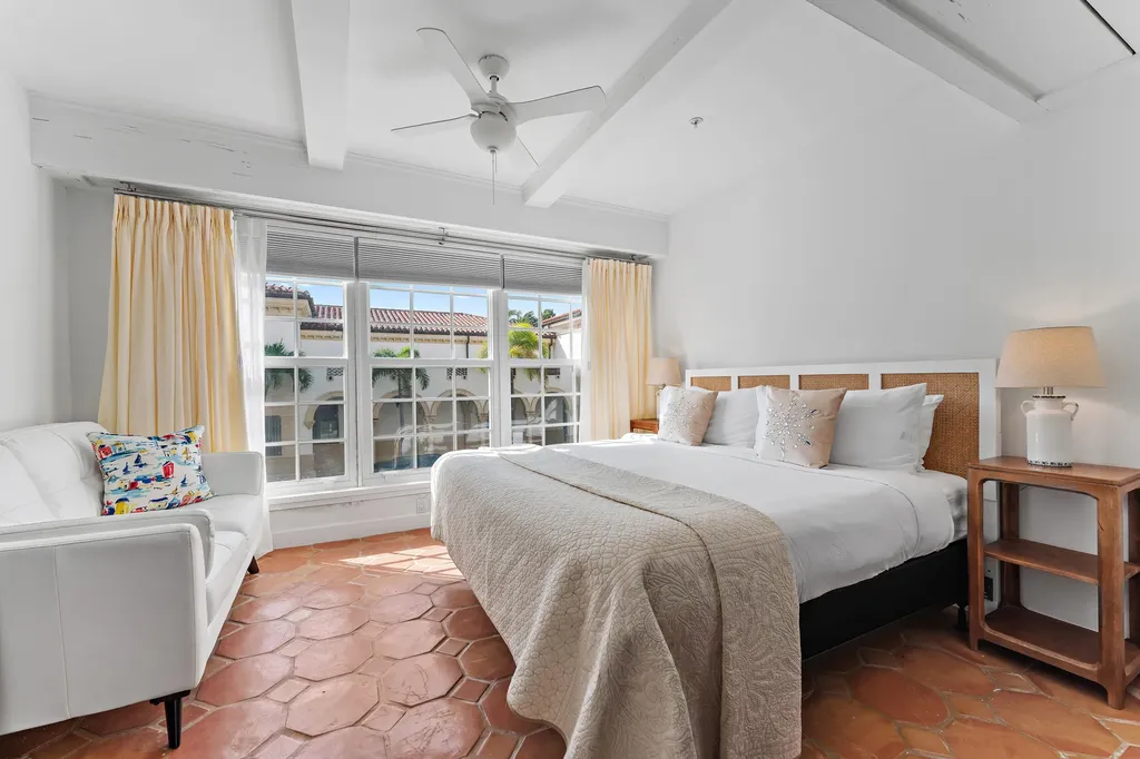 235 Sunrise Avenue Palm Beach FL 33480