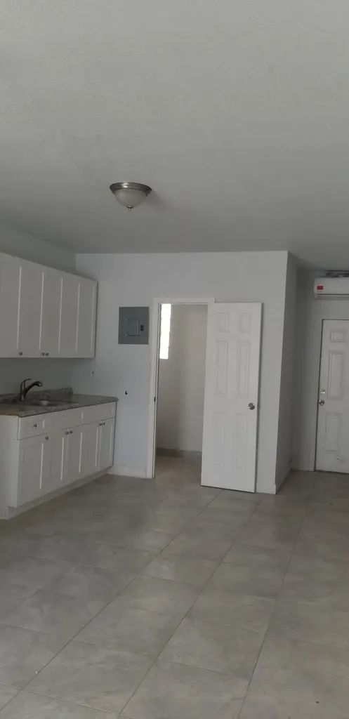 700 N Tamarind Avenue West Palm Beach FL 33401