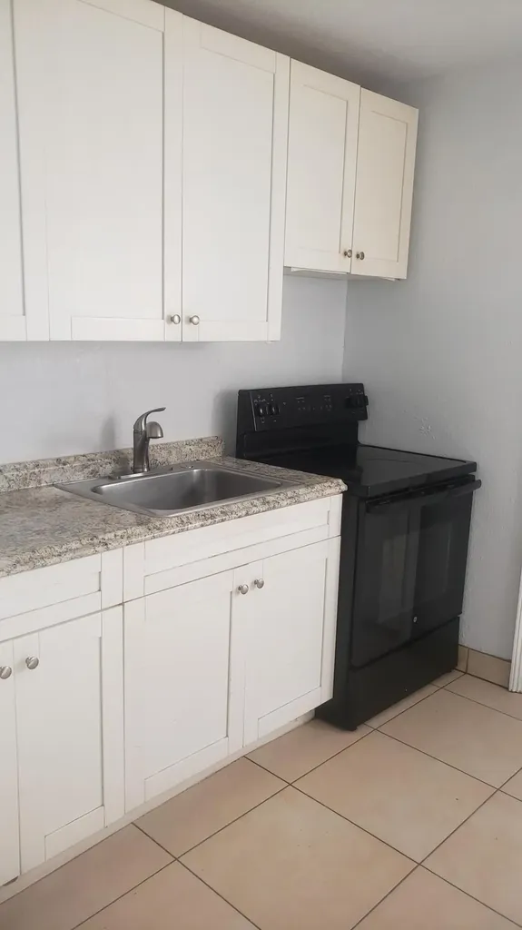 700 N Tamarind Avenue West Palm Beach FL 33401