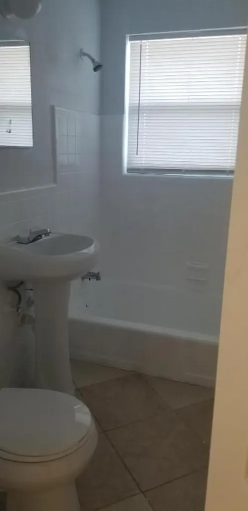 925 6th Street West Palm Beach FL 33401