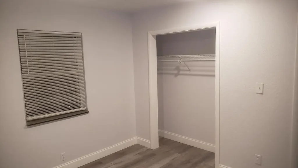 925 6th Street West Palm Beach FL 33401