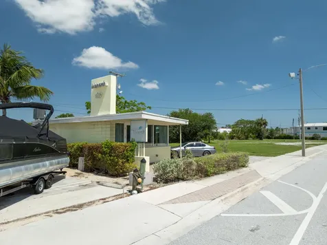 805 N Federal Highway Boynton Beach FL 33435