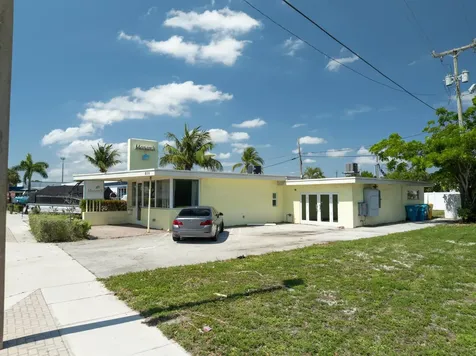 805 N Federal Highway Boynton Beach FL 33435