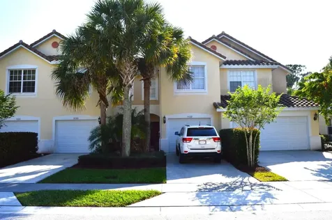 1032 Pinewood Lake Court Greenacres FL 33415