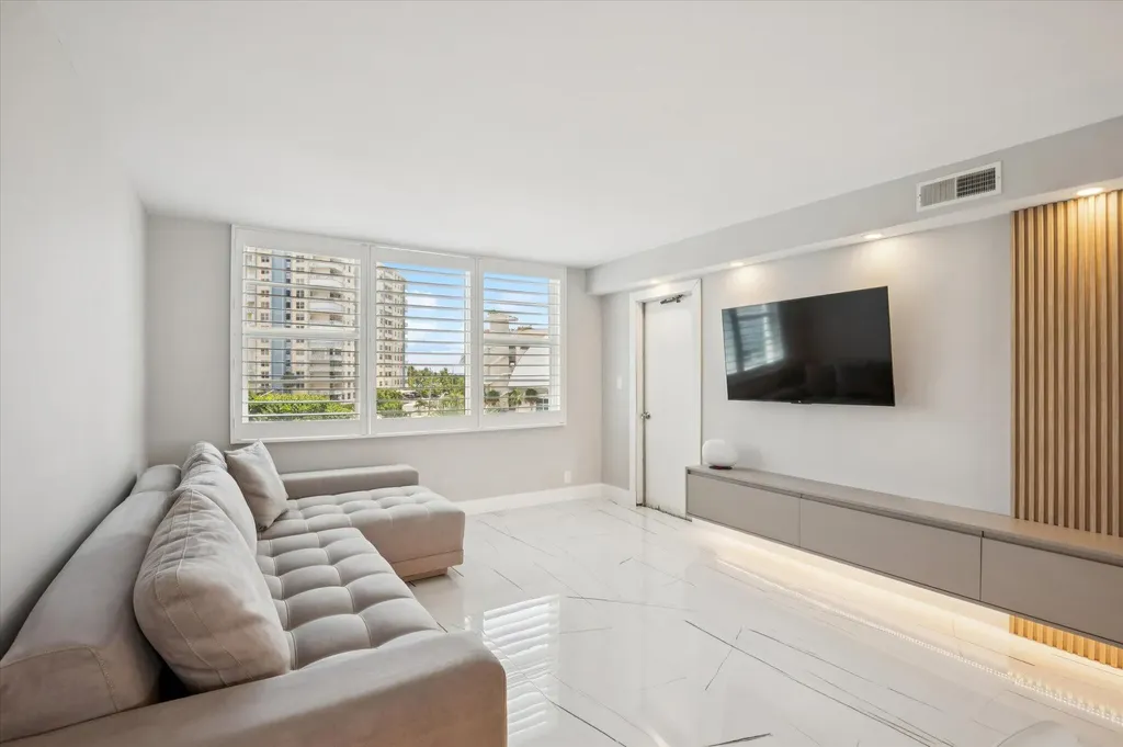 201 N Ocean Boulevard Pompano Beach FL 33062