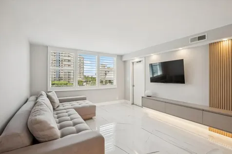 201 N Ocean Boulevard Pompano Beach FL 33062