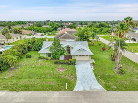 654 SW Kayak Avenue Port St Lucie FL 34953