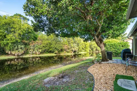 156 Caribe Court Greenacres FL 33413