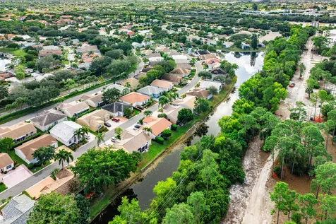 156 Caribe Court Greenacres FL 33413