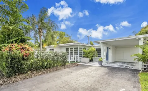 2135 NE 4th Way Boca Raton FL 33431