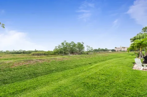 1302 Mahogany Place Palm Beach Gardens FL 33418