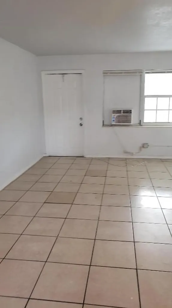 919 6th Street West Palm Beach FL 33401