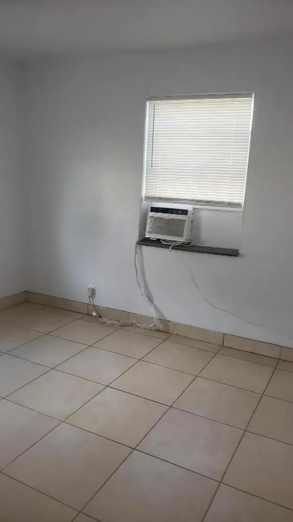 919 6th Street West Palm Beach FL 33401