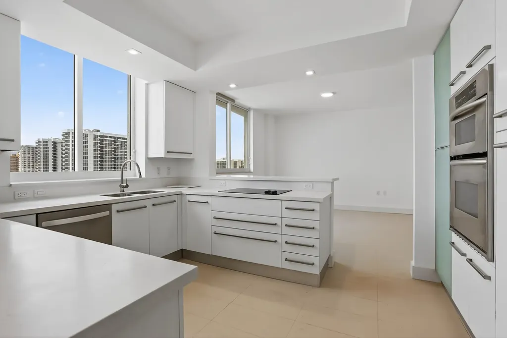 704 N Ocean Boulevard Pompano Beach FL 33062