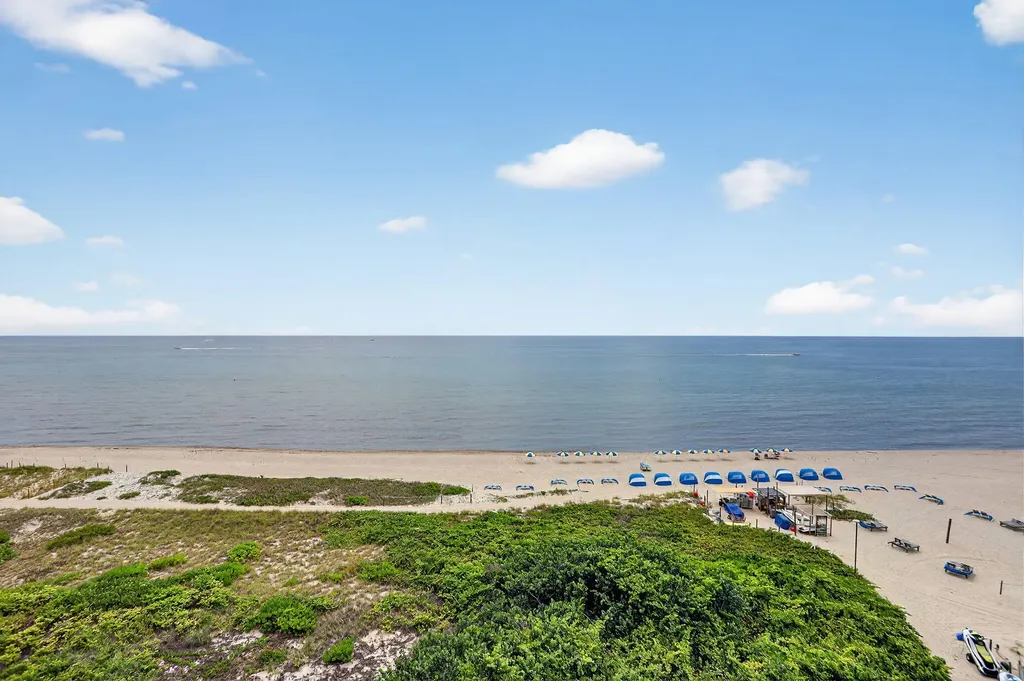 704 N Ocean Boulevard Pompano Beach FL 33062