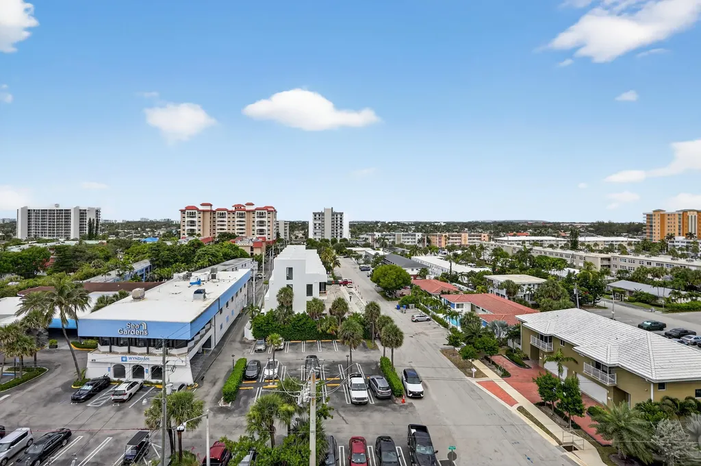 704 N Ocean Boulevard Pompano Beach FL 33062