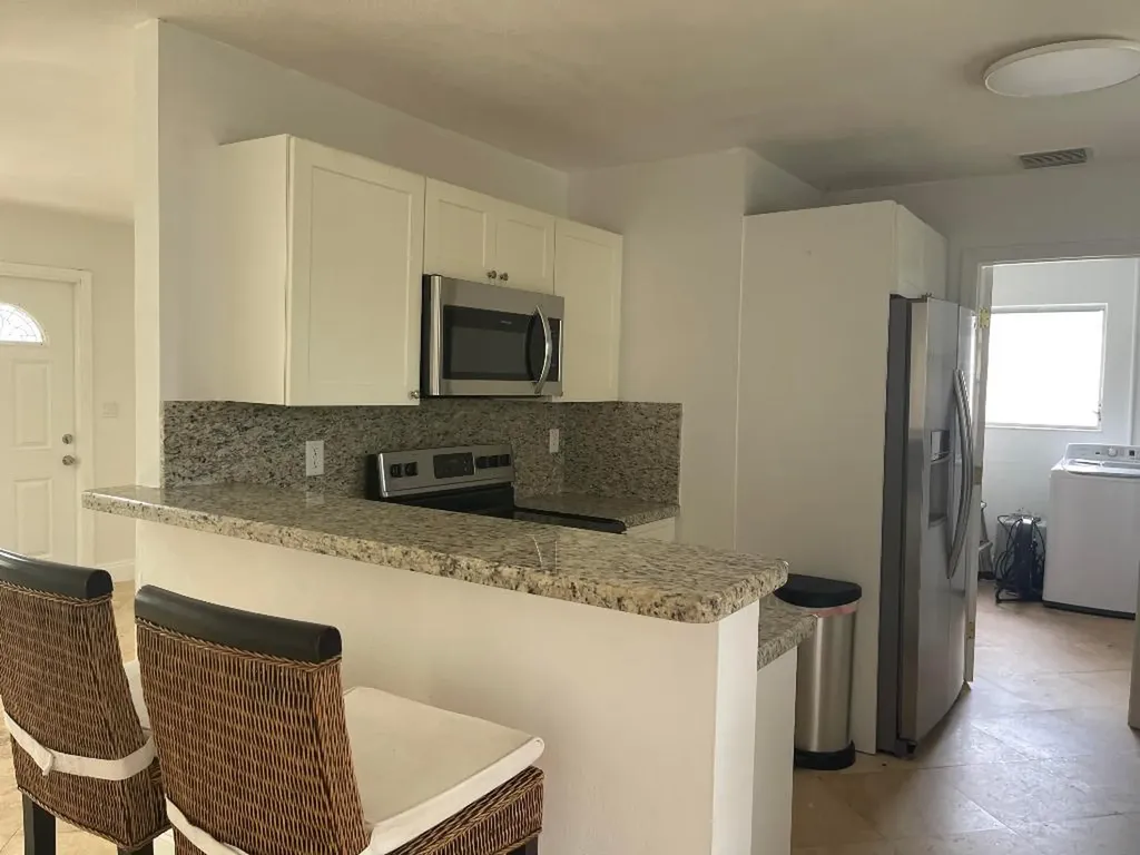 927 W Royal Palm Road Boca Raton FL 33486