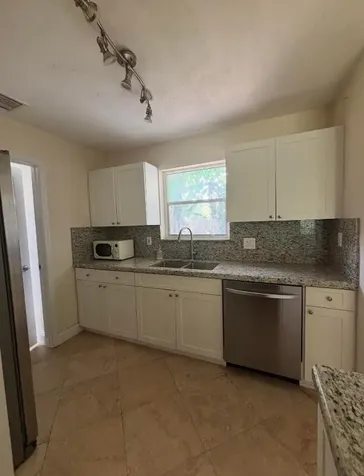 927 W Royal Palm Road Boca Raton FL 33486