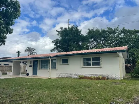 927 W Royal Palm Road Boca Raton FL 33486