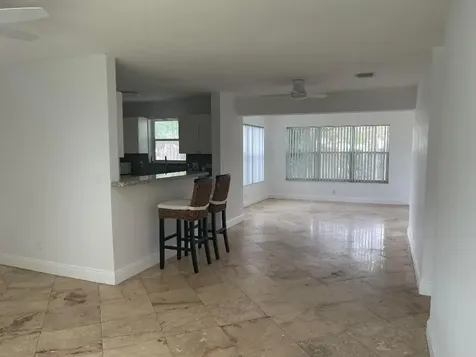 927 W Royal Palm Road Boca Raton FL 33486