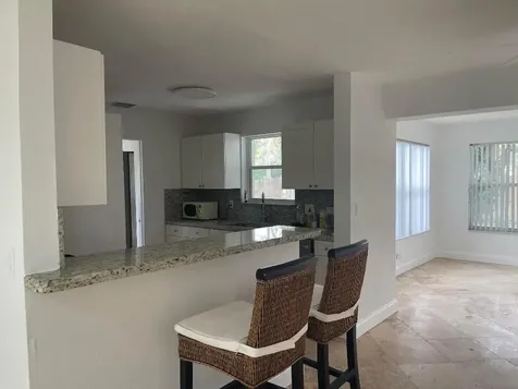 927 W Royal Palm Road Boca Raton FL 33486
