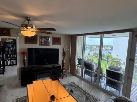 336 Golfview Road North Palm Beach FL 33408