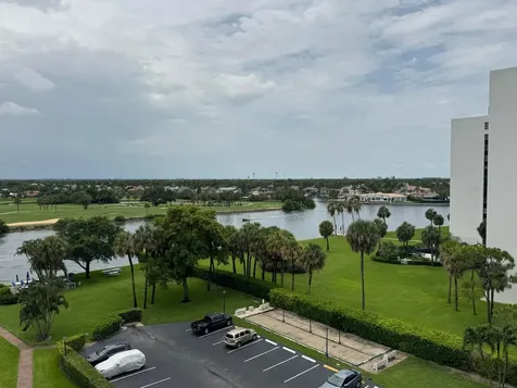 336 Golfview Road North Palm Beach FL 33408