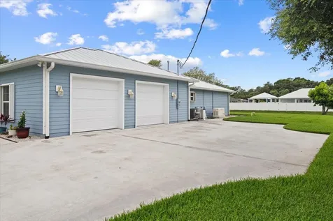 1976 SW Aaron Lane Port St Lucie FL 34953