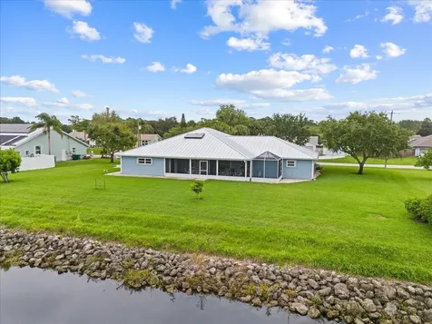 1976 SW Aaron Lane Port St Lucie FL 34953