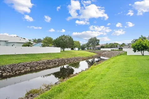 1976 SW Aaron Lane Port St Lucie FL 34953