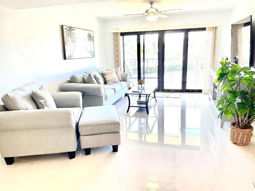 901 SW Seafarer Circle Jupiter FL 33477