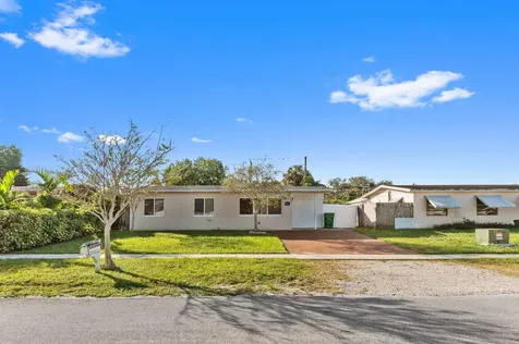 5810 SW 38th Court Davie FL 33314