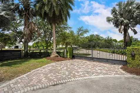 19986 Black Falcon Road Loxahatchee FL 33470