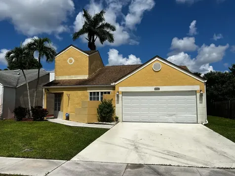 8362 Dynasty Drive Boca Raton FL 33433