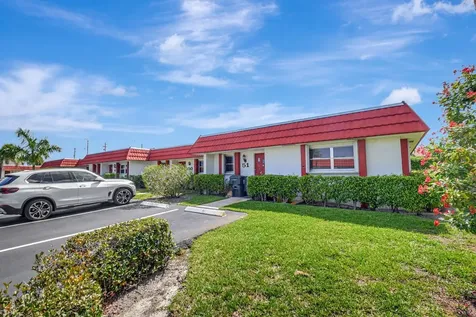 5800 Fernley Drive W West Palm Beach FL 33415