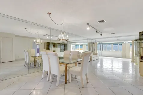 5800 Fernley Drive W West Palm Beach FL 33415