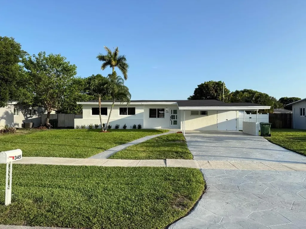 345 Pinehurst Road Palm Springs FL 33461