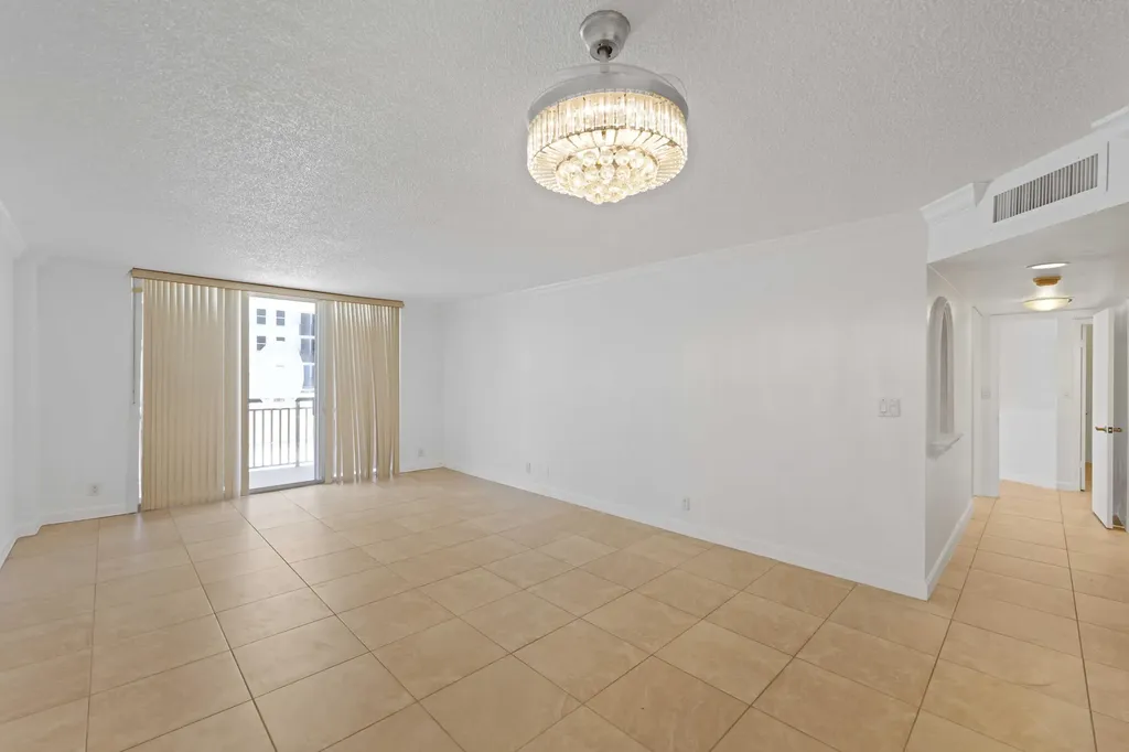 1147 Hillsboro Mile Hillsboro Beach FL 33062