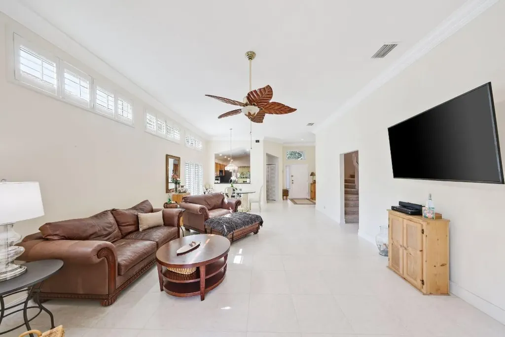 1071 Delray Lakes Drive Delray Beach FL 33444