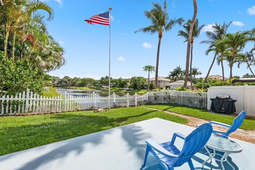 1071 Delray Lakes Drive Delray Beach FL 33444