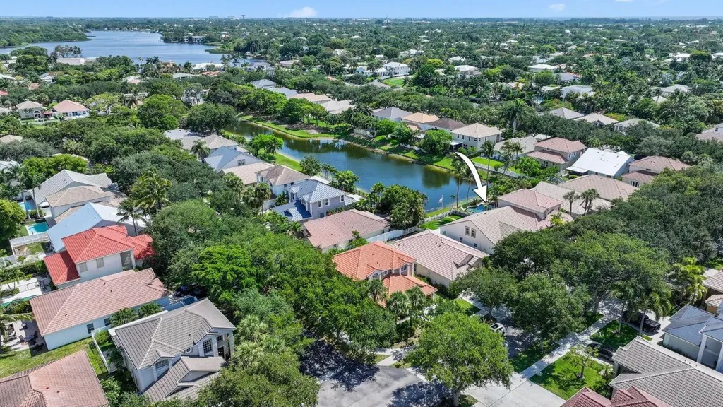 1071 Delray Lakes Drive Delray Beach FL 33444
