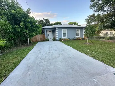 723 20th Street West Palm Beach FL 33407