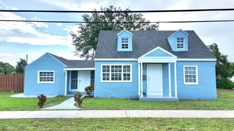 307 4th Street Lake Park FL 33403