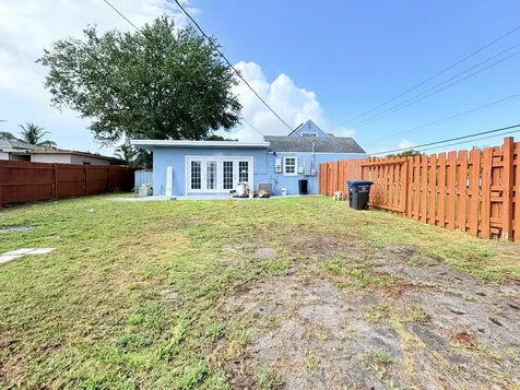307 4th Street Lake Park FL 33403