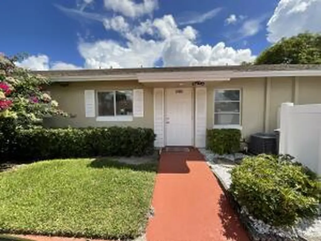 18856 Argosy Drive Boca Raton FL 33496